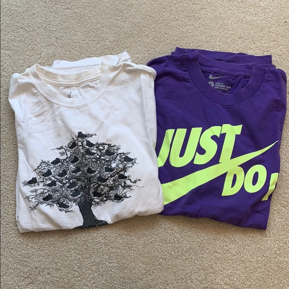 Men’s Graphic Tees- Size L